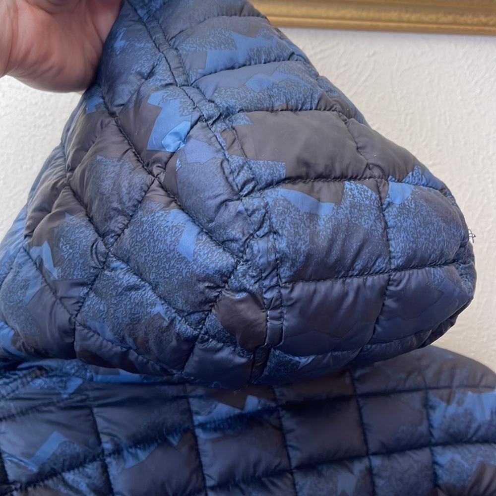Snozu kids jacket. Size M (10/12). Blue. Combo puffer and flat material. - Picture 9 of 10